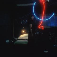裸体之夜 - 2S1wkp6pkyj6A1Dly2HVkzictiU.jpg